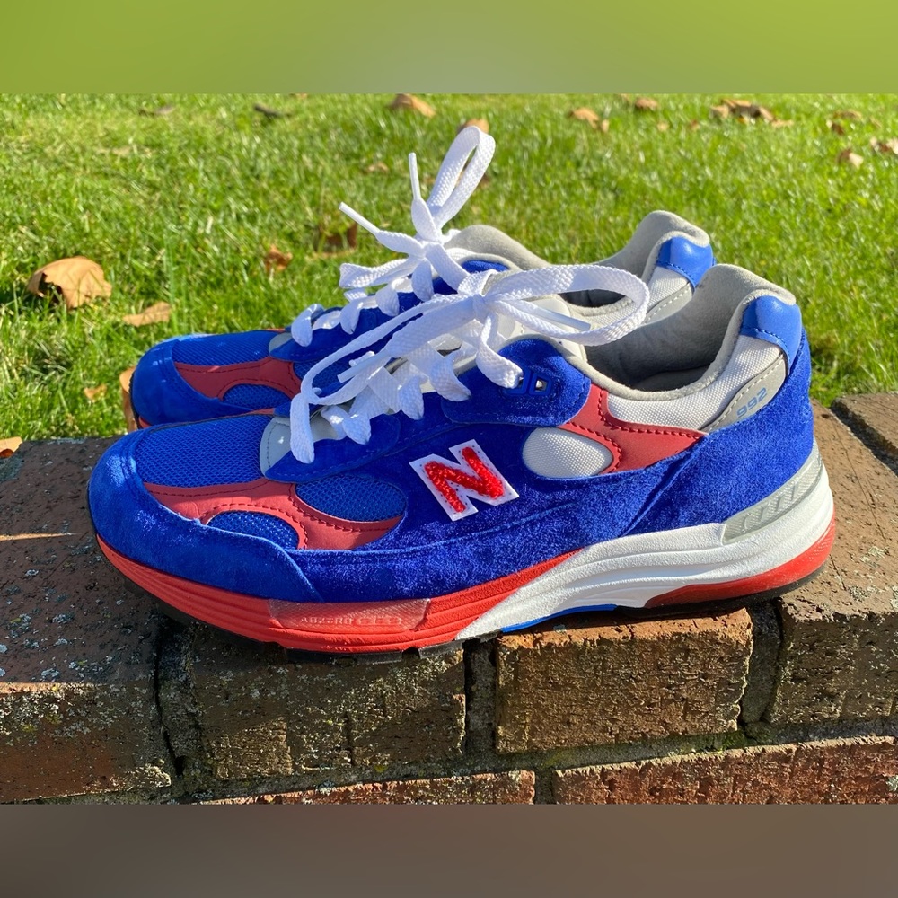 New Balance 992